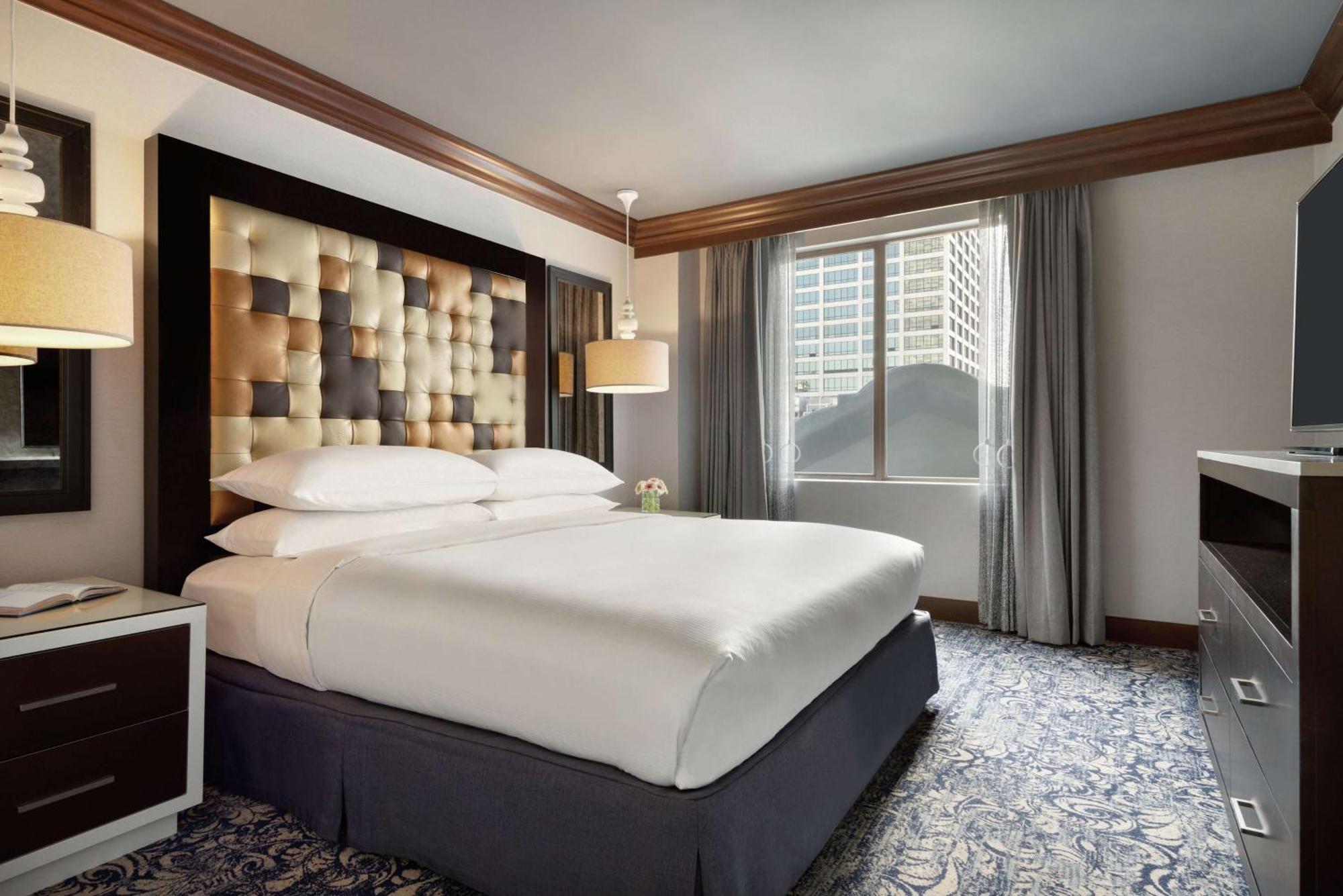 Hilton Checkers Лос-Анджелес Экстерьер фото